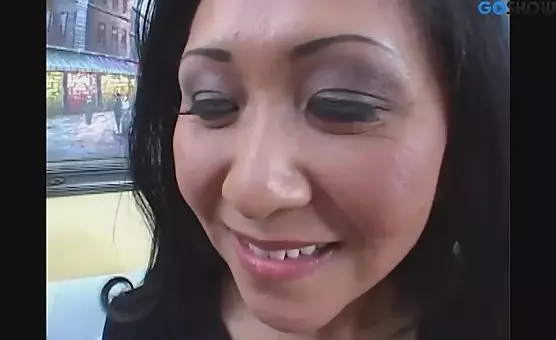 Passionate Asian Couple Enjoys Loud Fingering and Throating